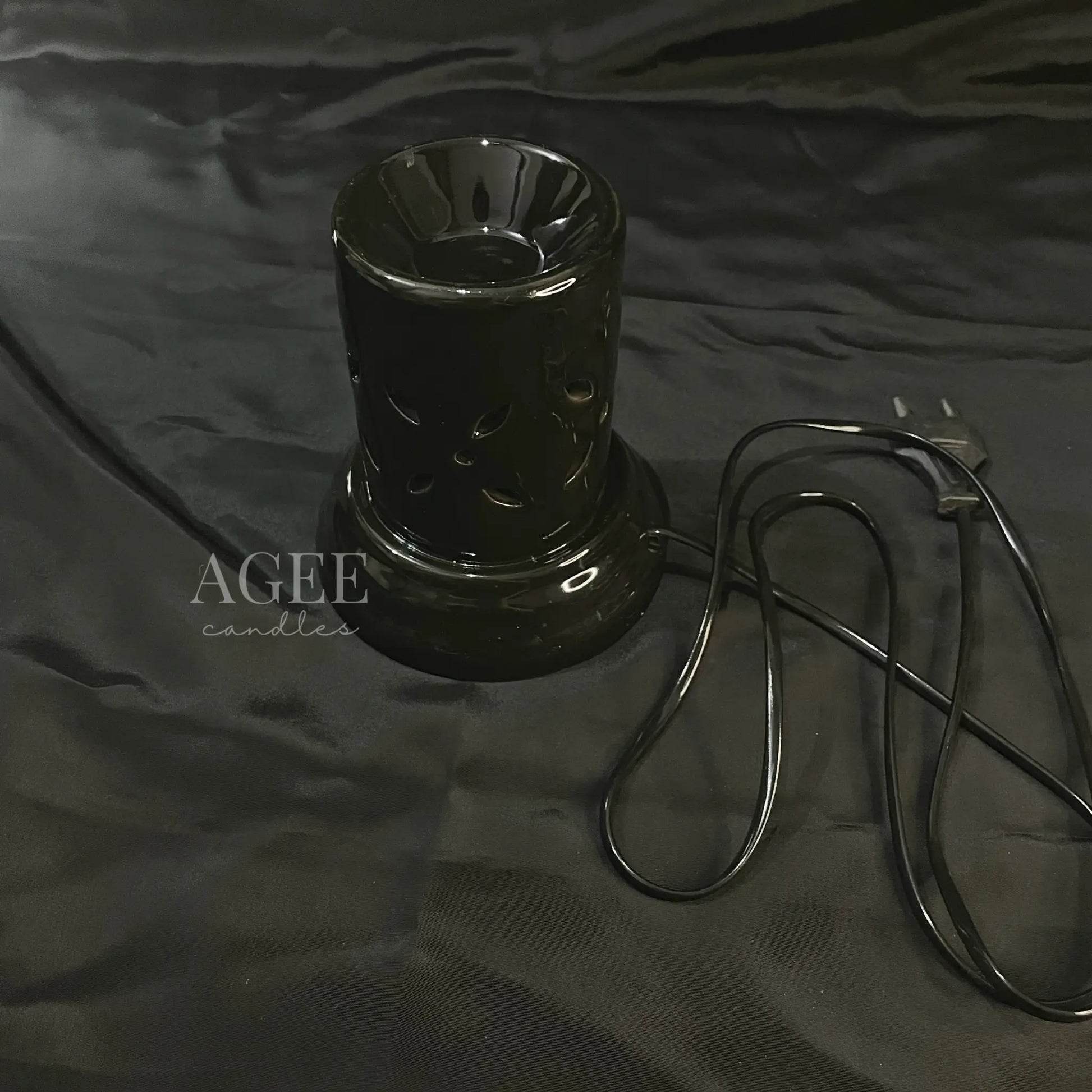 Black Electric Wax Warmer - AGEE Candles